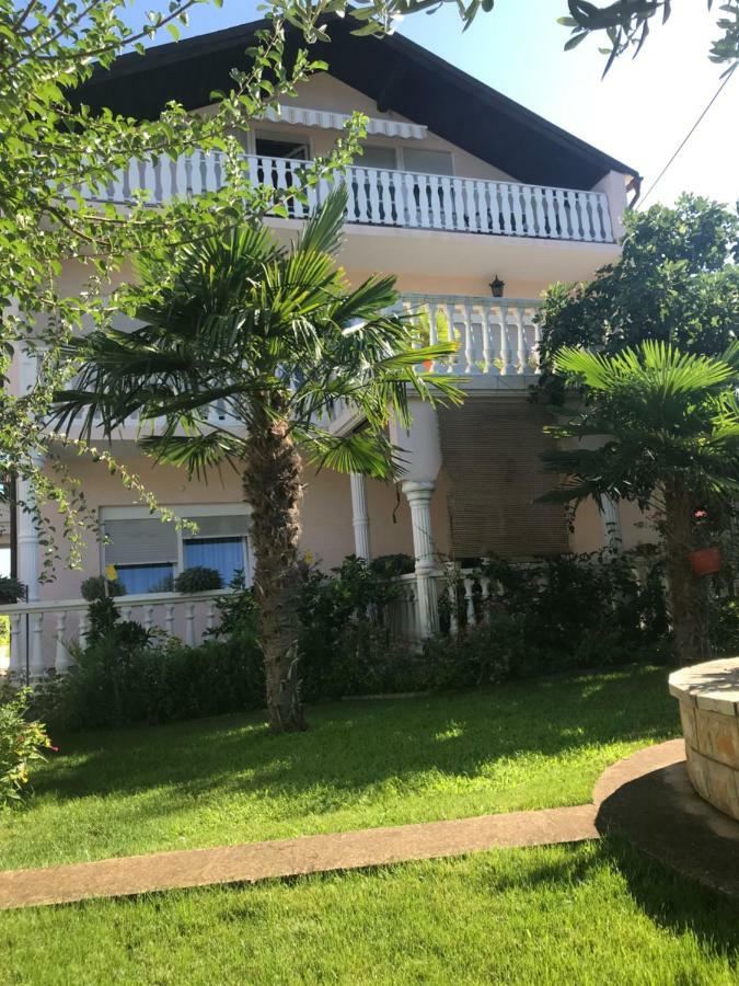 Villa Chiara Vodice Buitenkant foto