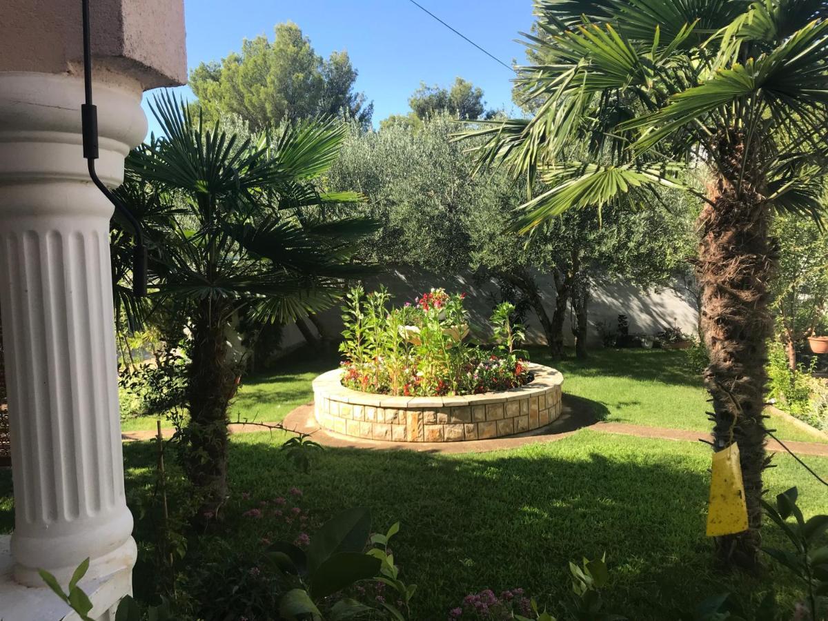 Villa Chiara Vodice Buitenkant foto
